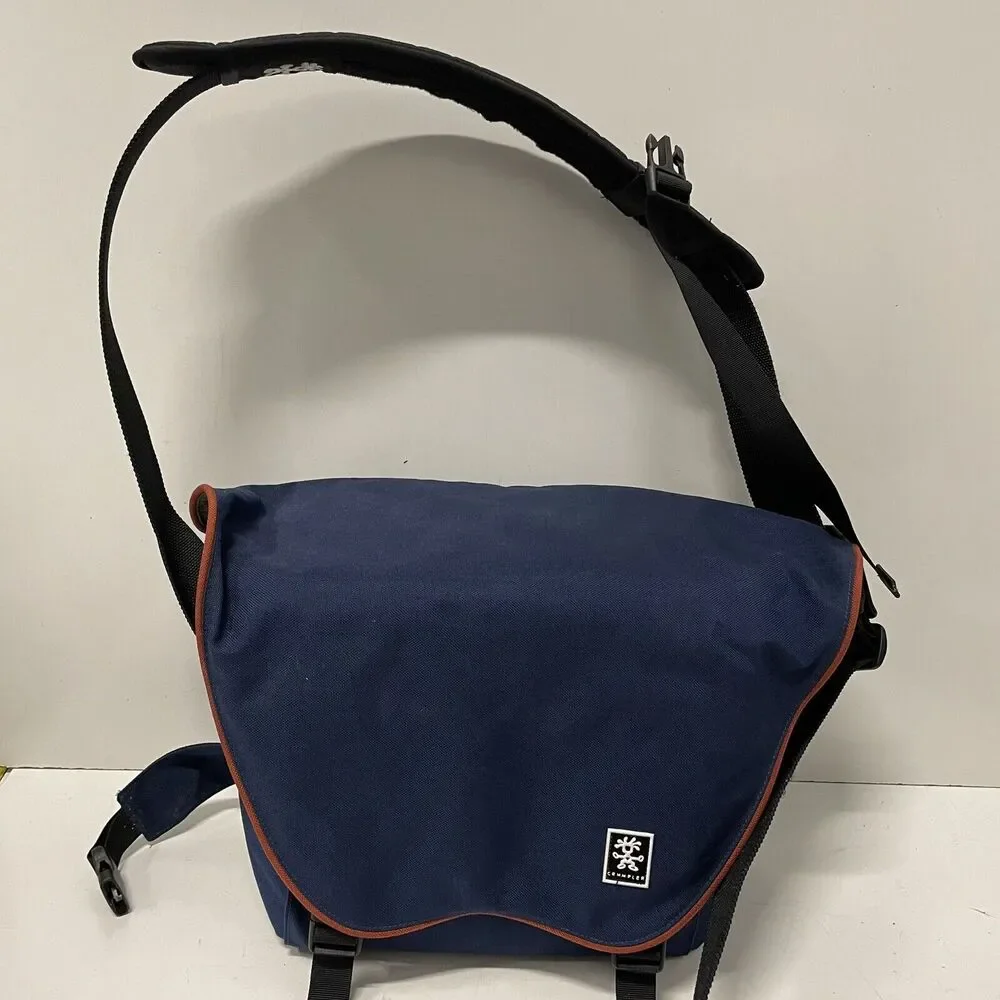 Crumpler 15” Camera Bag Blue Messenger Courier Crossbody Dividers Pads Strap